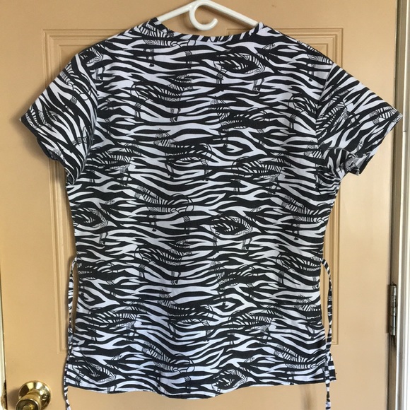 Scrub Top with Zebra Design - Picture 2 of 3